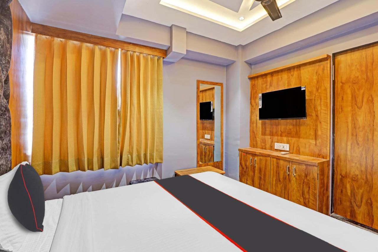 Collection O Park View Otel Amhedabad Dış mekan fotoğraf